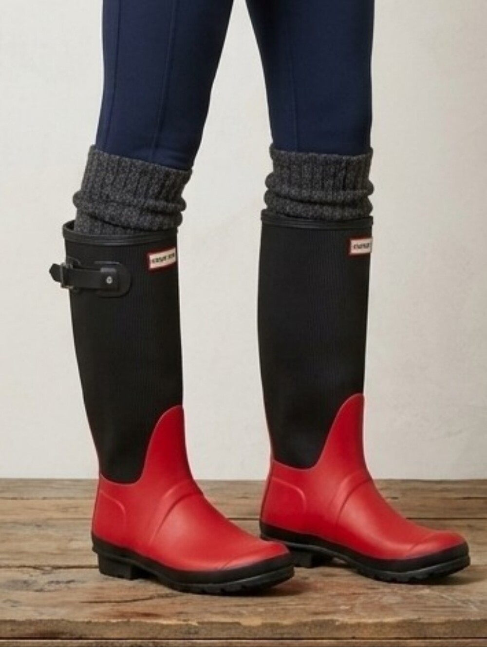 Hunter Original Ribbed Colorblock Tall Rain Boots In Black/Coral Red - 8